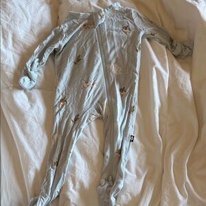 Kyte Baby zipper footie pajamas- blue bunny